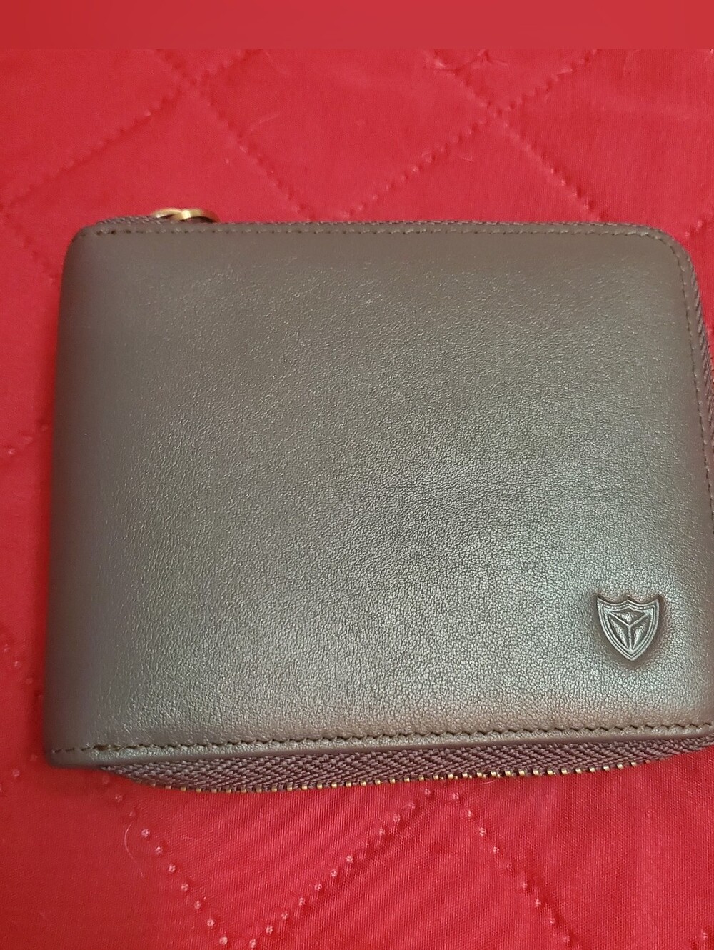NWOT Donword Leathet Zippered Wallet For Men  - Gray